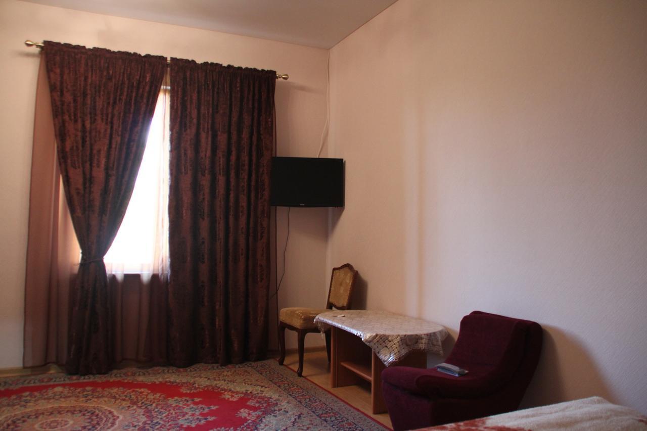 Амрапха Hotell Gudauta Exteriör bild