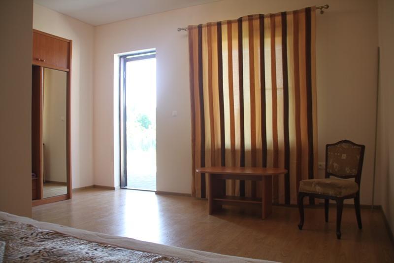 Амрапха Hotell Gudauta Exteriör bild