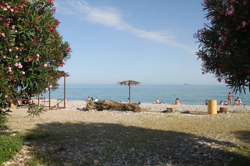 Амрапха Hotell Gudauta Exteriör bild